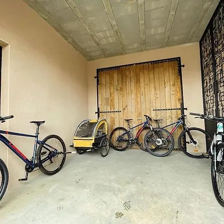 La Grange De Leonie * Saint-Hilaire-du-Harcouët